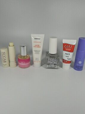 Beauty Lot (6 DELUXE SAMPLE-SIZES + 1 MYSTERY FREE FULL-SIZE)